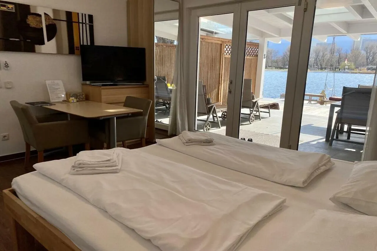Ajo Apartments - Alte Donau Garden Flat - Self-Check-In Vienna