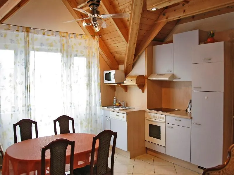 Ajo Vienna Garden - Contactless Check-In Apartment 0*,  Austria