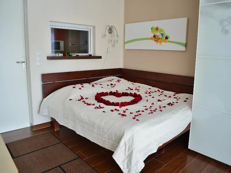 Ajo Vienna Garden - Contactless Check-In Apartment