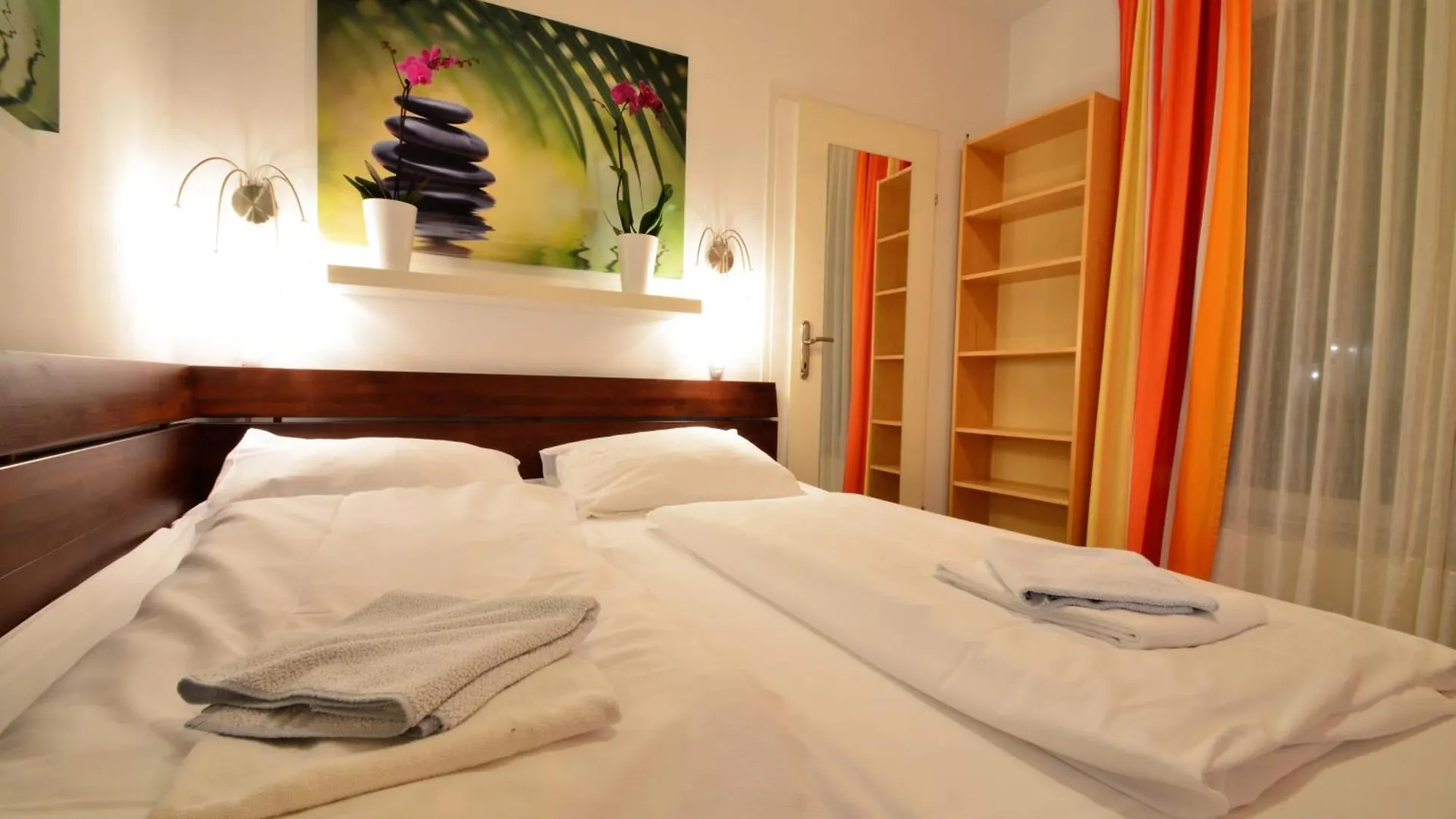 Ferienwohnung AJO Vienna Garden - Contactless Check-in 0*,  Österreich