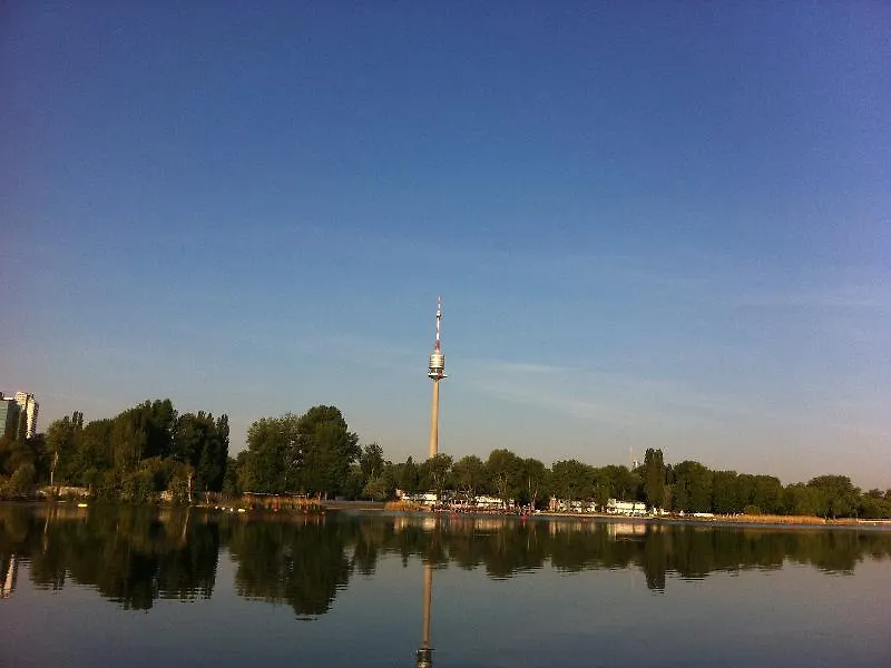 Ajo Apartments - Alte Donau Garden Flat - Self-Check-In Vienna 0*,